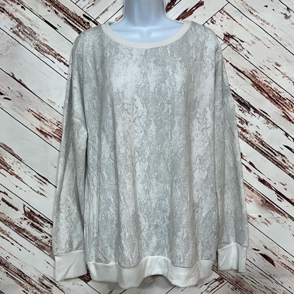 NWT Moderna printed sweatshirt